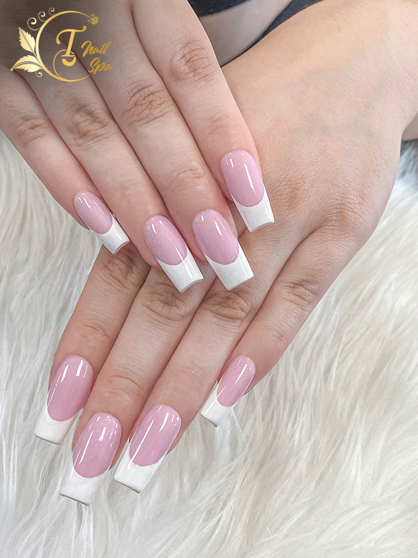 Nail Salon